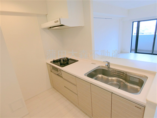 ステージグランデ蒲田アジールコートのキッチン|3口ガスグリル付カウンターキッチン