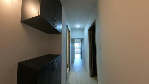 メゾン枚方リバーサイドの内装|玄関ホール
■物件内覧・資金計画相談・住宅ローン相談、リフォーム相談、お問合せ受付中■
※当日・翌日のご内覧、ご相談はお電話でのお問合せがスムーズです！