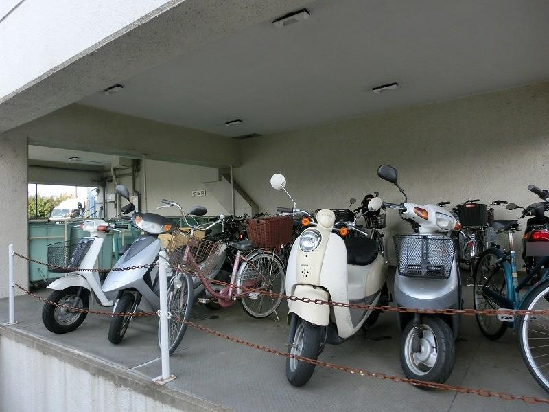 メゾン枚方リバーサイドの駐輪場|■物件内覧・資金計画相談・住宅ローン相談、リフォーム相談、お問合せ受付中■
※当日・翌日のご内覧、ご相談はお電話でのお問合せがスムーズです！