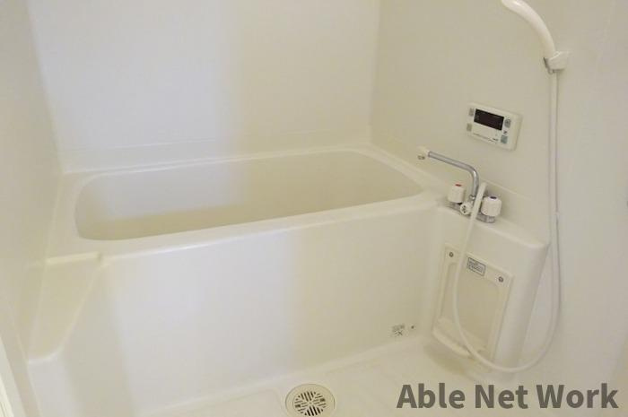 ラルジュ Dの浴室|追い炊き機能つき