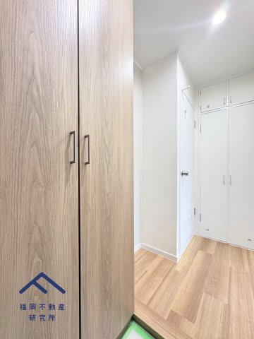 エメラルドマンション第2箱崎　Ａ棟の玄関