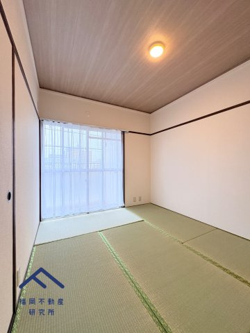 エメラルドマンション第2箱崎　Ａ棟の和室