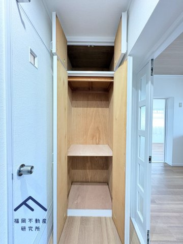 エメラルドマンション第2箱崎　Ａ棟の玄関