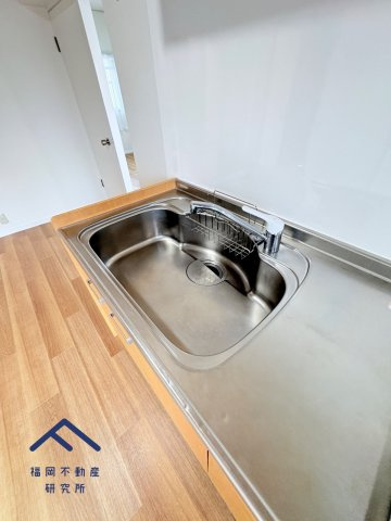 エメラルドマンション第2箱崎　Ａ棟のキッチン