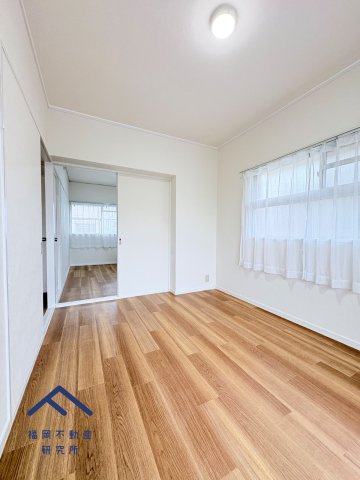 エメラルドマンション第2箱崎　Ａ棟の洋室