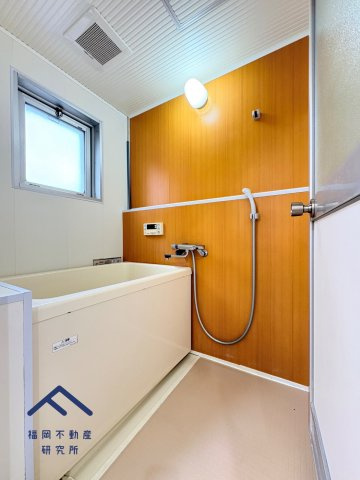 エメラルドマンション第2箱崎　Ａ棟の浴室