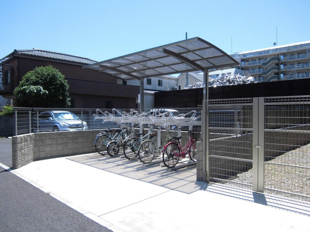 Ｐｏｕｒ　Ｌａｖｅｎｉｒ　プールラヴニールのその他共用部分|★駐車場★