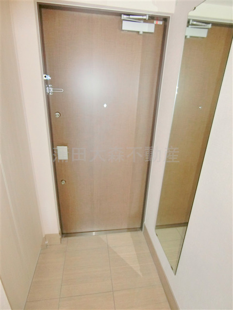 フレンシア蒲田の玄関