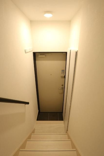 ルノン氷川台の玄関