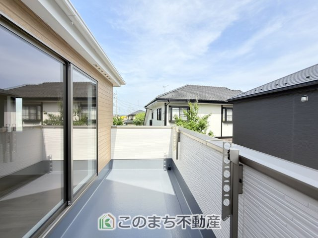 リナージュ那須塩原市豊浦南町25-1期のバルコニー|南向きの大型バルコニーは陽当り良好で、たっぷりのお洗濯物もよく乾きます！