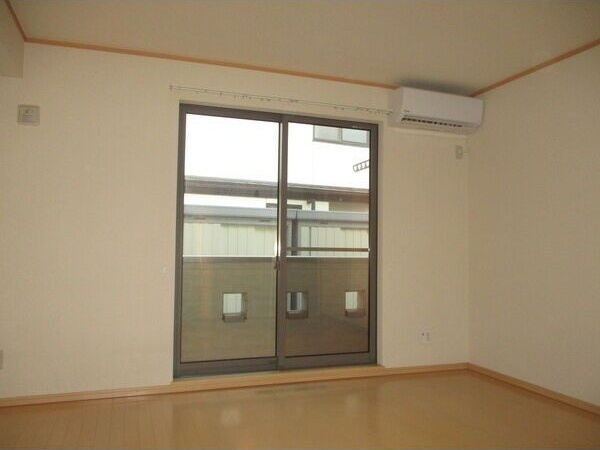 ゼフィール小人町の居間・リビング