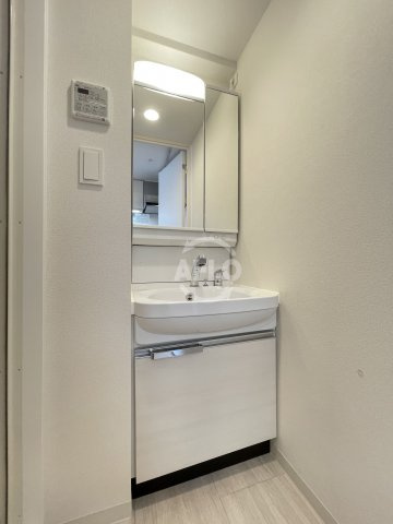 アドバンス大阪セレーノの洗面所|アドバンス大阪セレーノ　洗面台