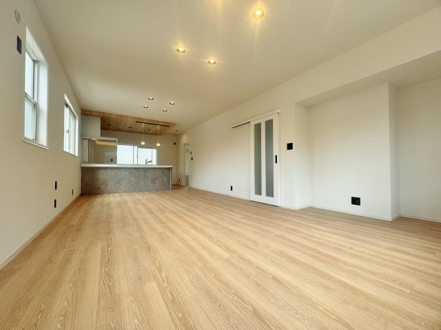 中野区江原町2丁目の浴室|ゆったりとご入浴いただける大型ユニットバス新規交換
お子様とのご入浴も快適な広さです
浴室乾燥機・追焚機能付です