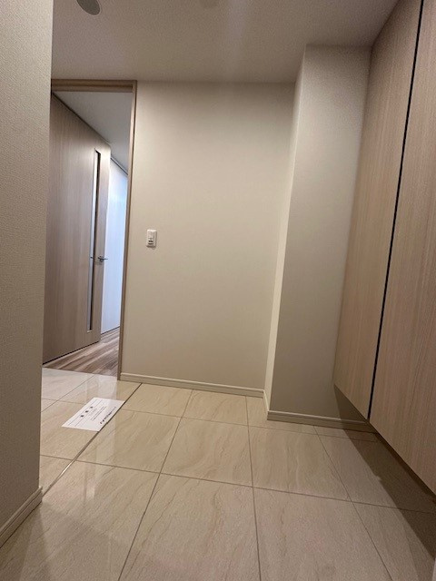 アーバンコア原宿の玄関|※参考写真