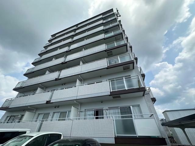 ギャラクシー・ホーヨーの外観