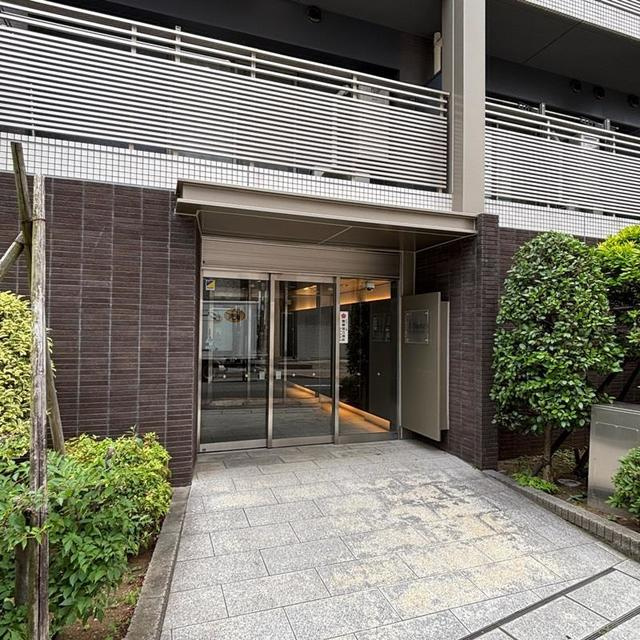 ｉ－Ｓｕｉｔｅ　ＨｉｇａｓｈｉＮａｋａｎｏのエントランス