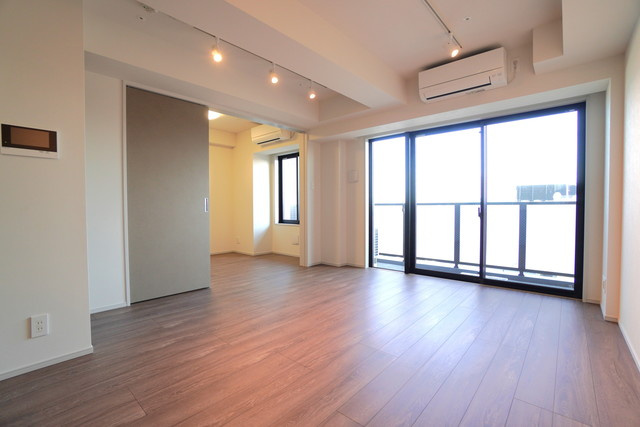 クラリティア浅草の居間・リビング|※写真は同タイプ住戸です。