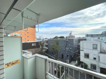 【バルコニー】 | 巳善ハイツ