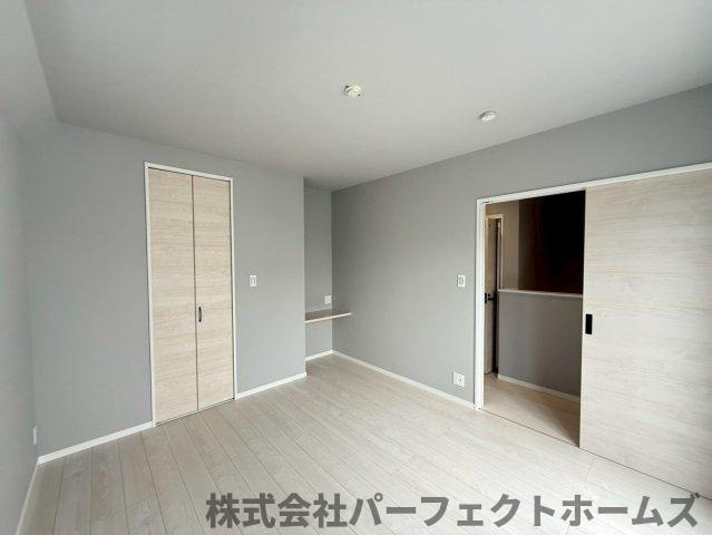 長尾西町1丁目戸建の洋室|ゆったりした洋室です