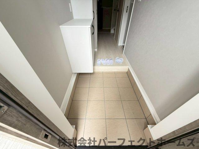 長尾西町1丁目戸建の玄関|シンプルで使いやすい玄関です