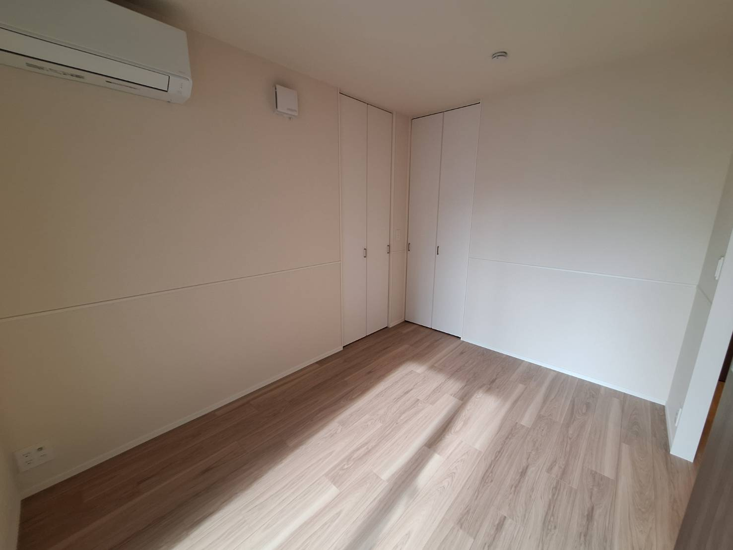 ＮＯＶＡ　ＳＡＵＤＡＤＥの子供部屋