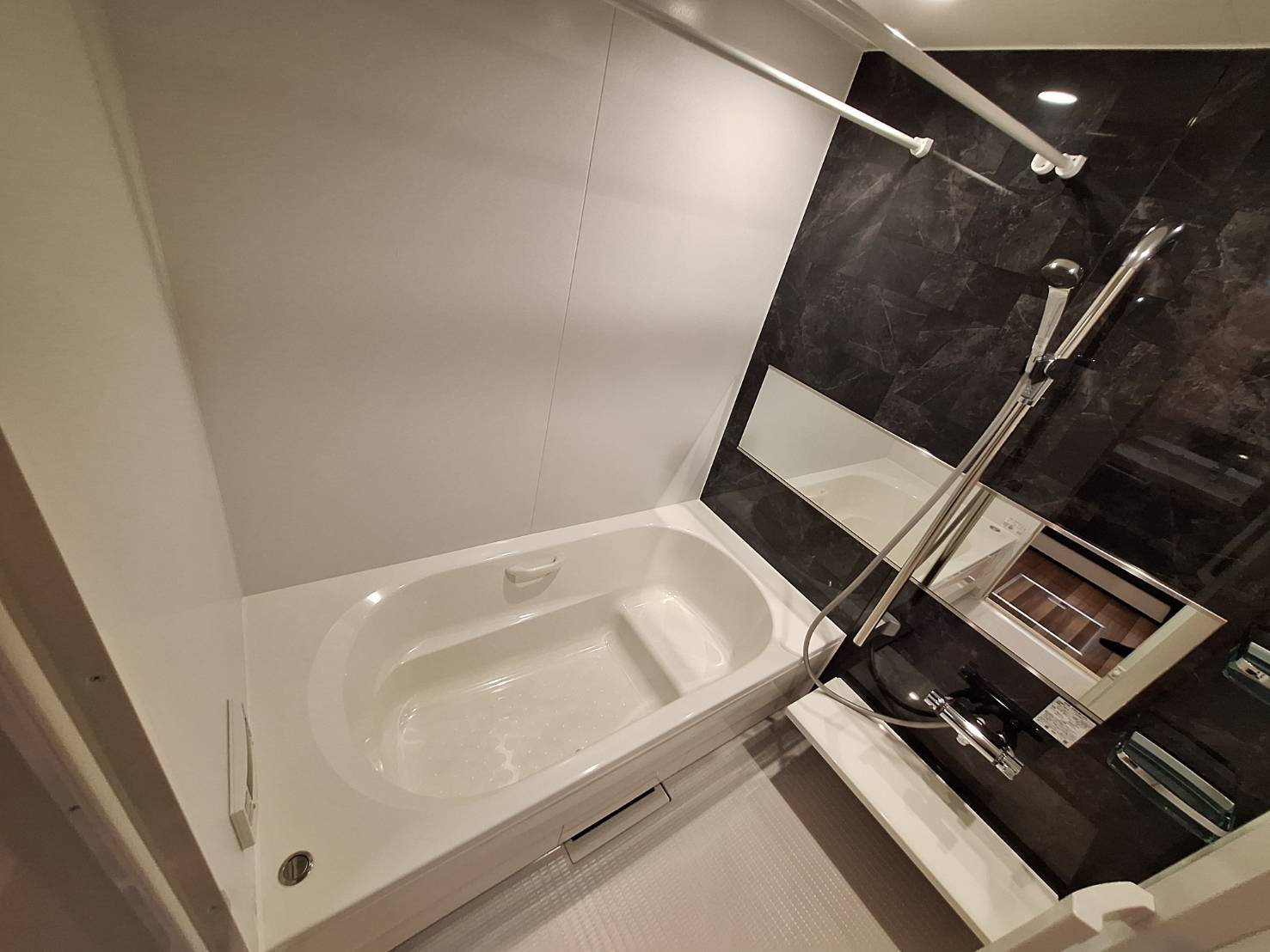 ＮＯＶＡ　ＳＡＵＤＡＤＥの浴室