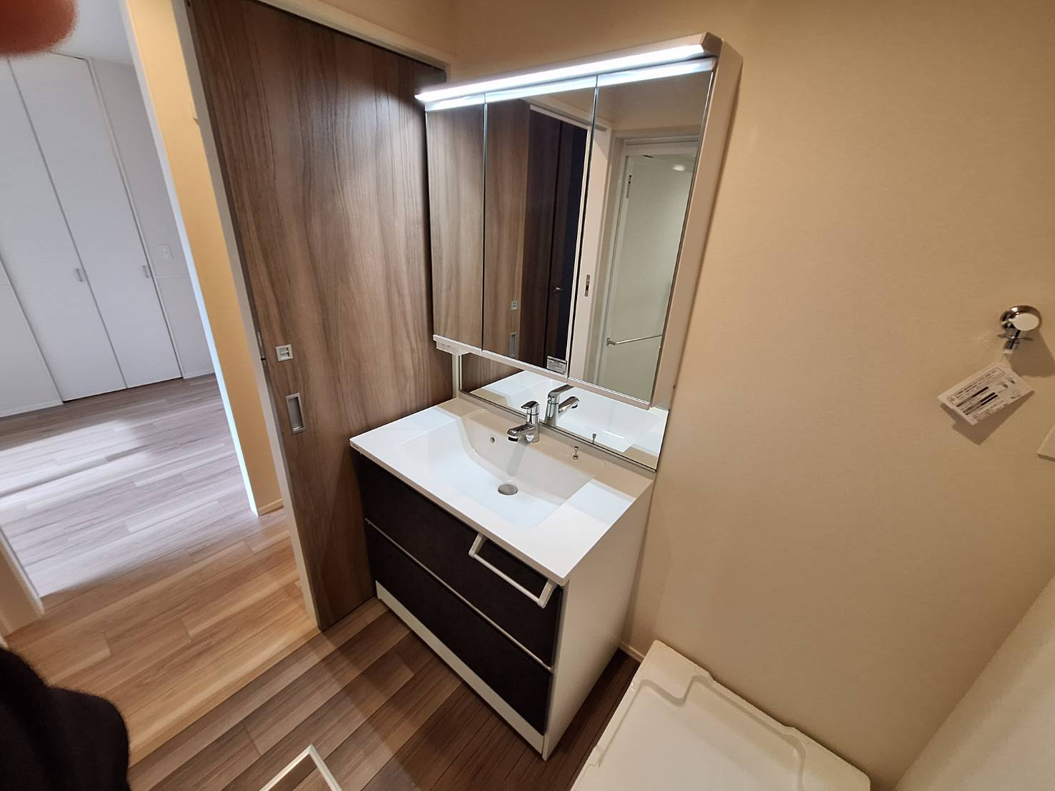 ＮＯＶＡ　ＳＡＵＤＡＤＥの独立洗面台