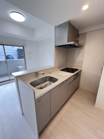 大阪市城東区関目６丁目の賃貸マンションのキッチン