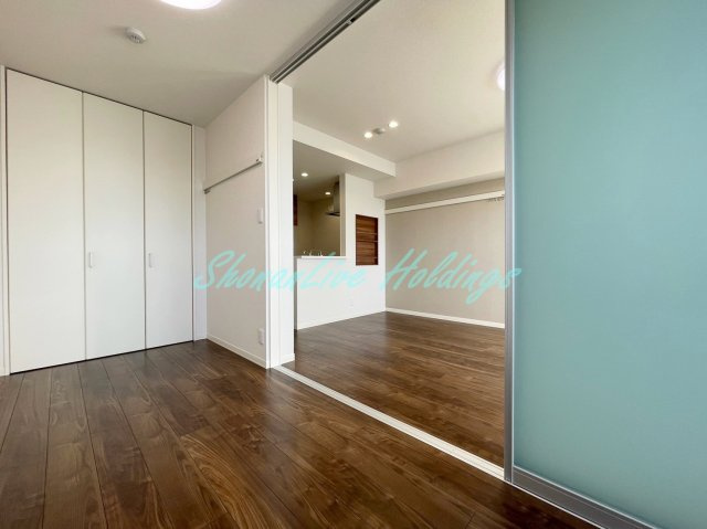 シャーメゾンゆめが丘弐番館の寝室|日当たりの良い洋室♪