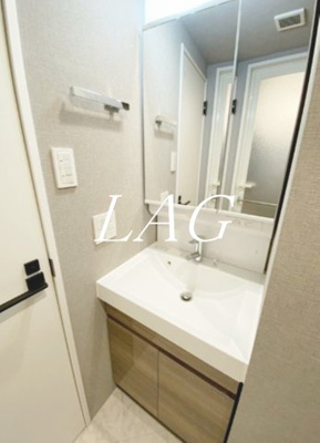 【洗面所】 | RELUXIA東武練馬 | 独立洗面台です。