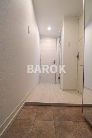 福岡市博多区美野島２丁目のアパートの玄関