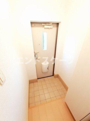 コンフォート・ガーデンの玄関|高崎、前橋のお部屋探しはエンドスケープまで！お客様の理想お聞かせ下さい♪