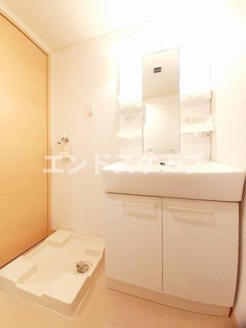 コンフォート・ガーデンの洗面所|高崎、前橋のお部屋探しはエンドスケープまで！お客様の理想お聞かせ下さい♪