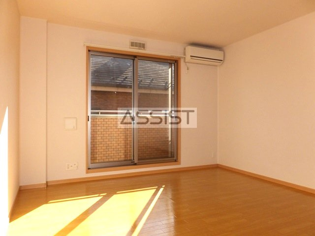 ボルベール調布ヶ丘の居間・リビング|先行申込受付中♪お電話がご案内スムーズです♪オンラインもOK