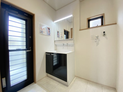 【独立洗面台】 | 沖縄市泡瀬（全3棟） | ※同仕様写真です　