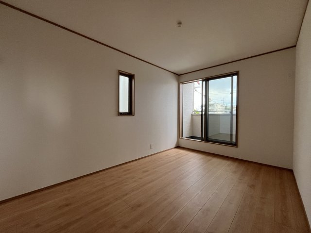 沖縄市泡瀬（全3棟）の洋室|※同仕様写真です　