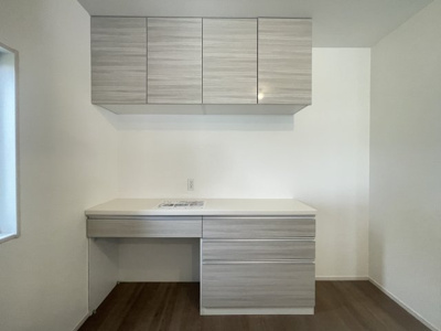 【キッチン】 | 沖縄市泡瀬（全3棟） | ※同仕様写真です　カップボード付き♪