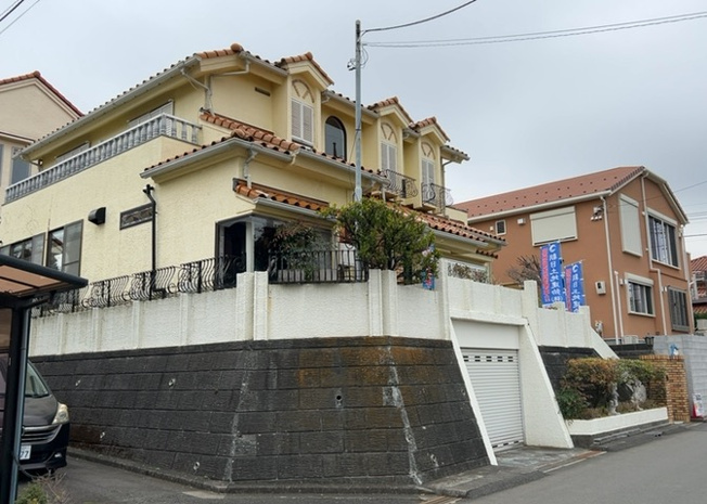 【外観】 | 土地探しをしていると都市計画区域という言葉を目にすると思います。法律によって、都道府県知事や国土交通大臣が指定するエリアのことを指しており、都市計画区域は市街化区域と市街化調整区域に分けられています。
