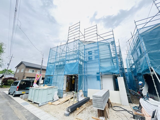 新築　高崎市石原町3期　GRAFARE　3号棟の外観|現地写真　2026年5月完成予定！類似物件のご内覧等、お気軽にお問合せください♪　							
　							
