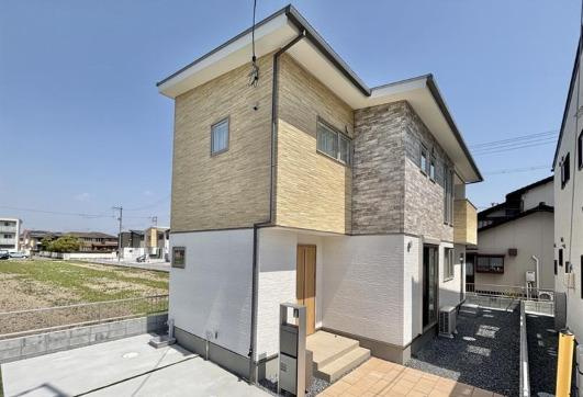 倉敷市西中新田の中古一戸建