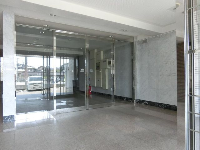 福岡市博多区浦田１丁目の賃貸マンションのロビー