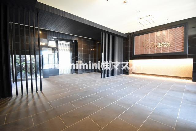 プレサンス上町台夕陽丘のエントランス