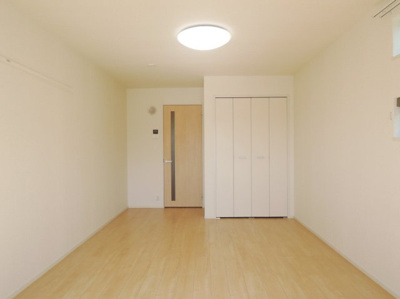 【寝室】 | グランイースト