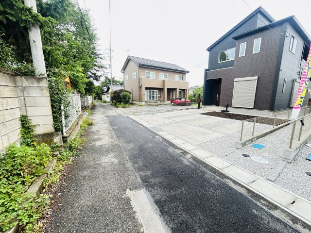 新築　高崎市石原町3期　GRAFARE　1号棟の前面道路含む現地写真|現地写真　北西側接道幅員約4ｍ