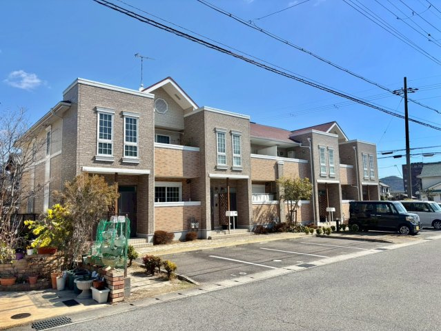 エスポアール・コートの外観