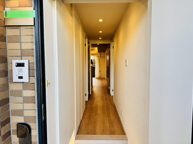 グランシティ八王子の玄関|～大容量収納可能なシューズボックス～