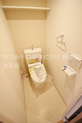 【トイレ】 | カメリア | 温水洗浄便座機能付き