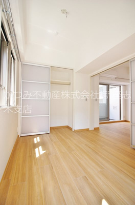 【寝室】 | カメリア | 4.5帖の寝室