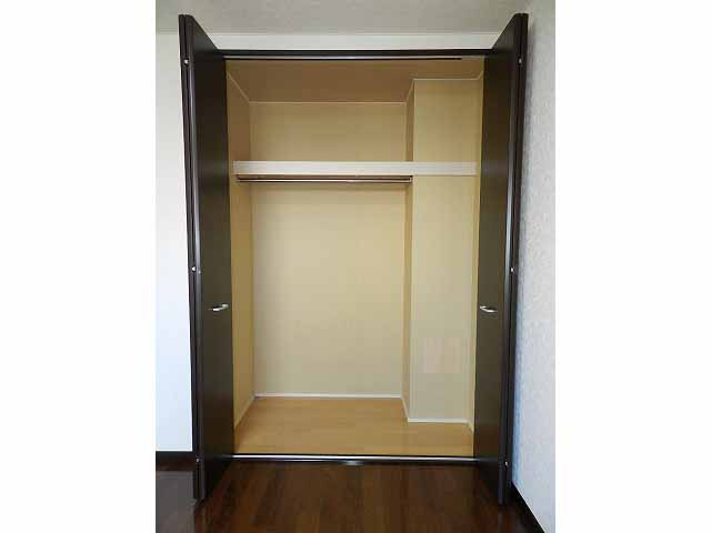 コスモヒルズの収納