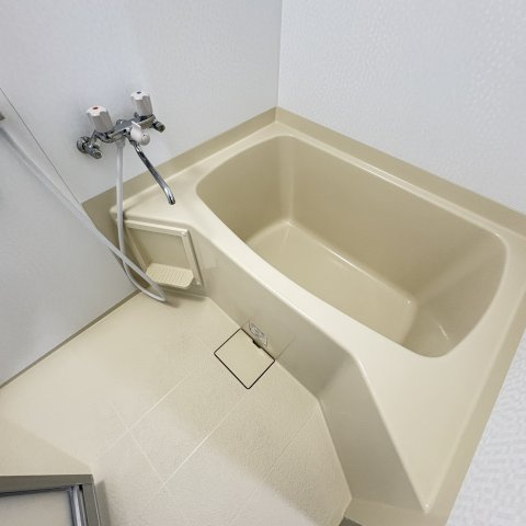 コスモヒルズの浴室